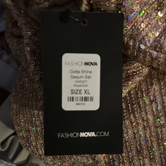 Rose gold sequin biker short set - Picture 5 of 5